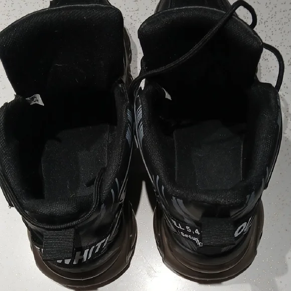 High Top Athletic Shoes With 23 Detail Sz 10 - Picture 12 of 14